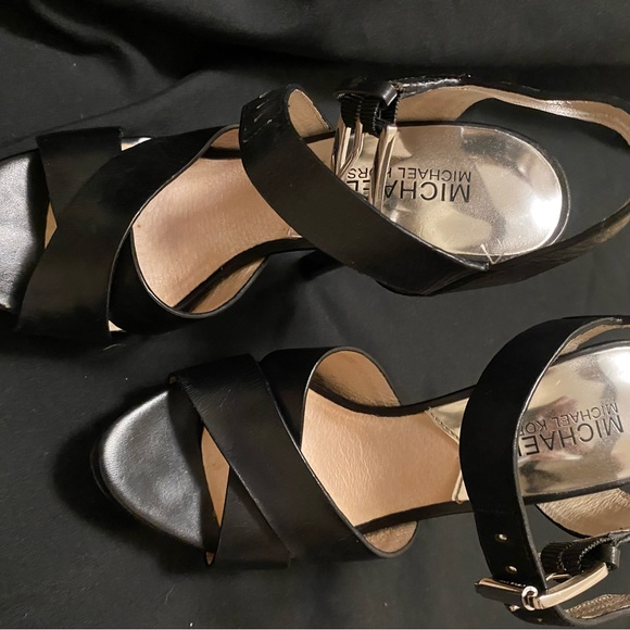 Michael Kors heels - Picture 4 of 5